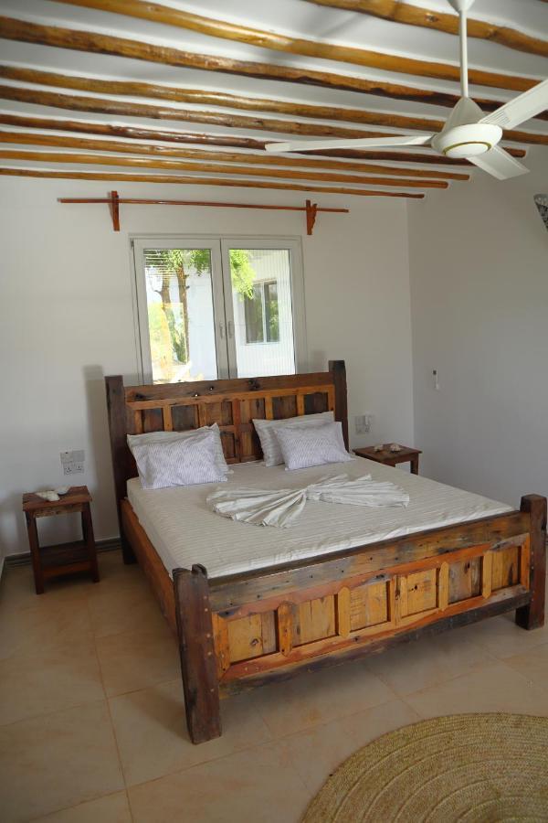 מאטמווה Holiday Time Bungalows Zanzibar מראה חיצוני תמונה