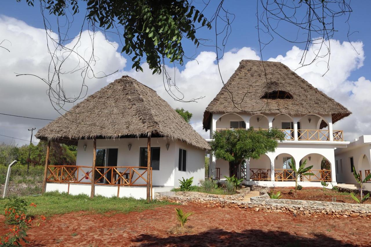 מאטמווה Holiday Time Bungalows Zanzibar מראה חיצוני תמונה