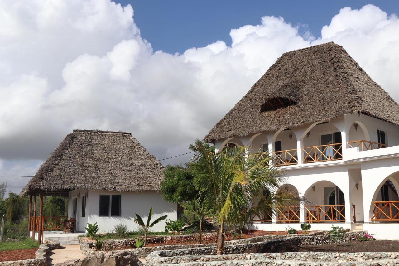 מאטמווה Holiday Time Bungalows Zanzibar מראה חיצוני תמונה