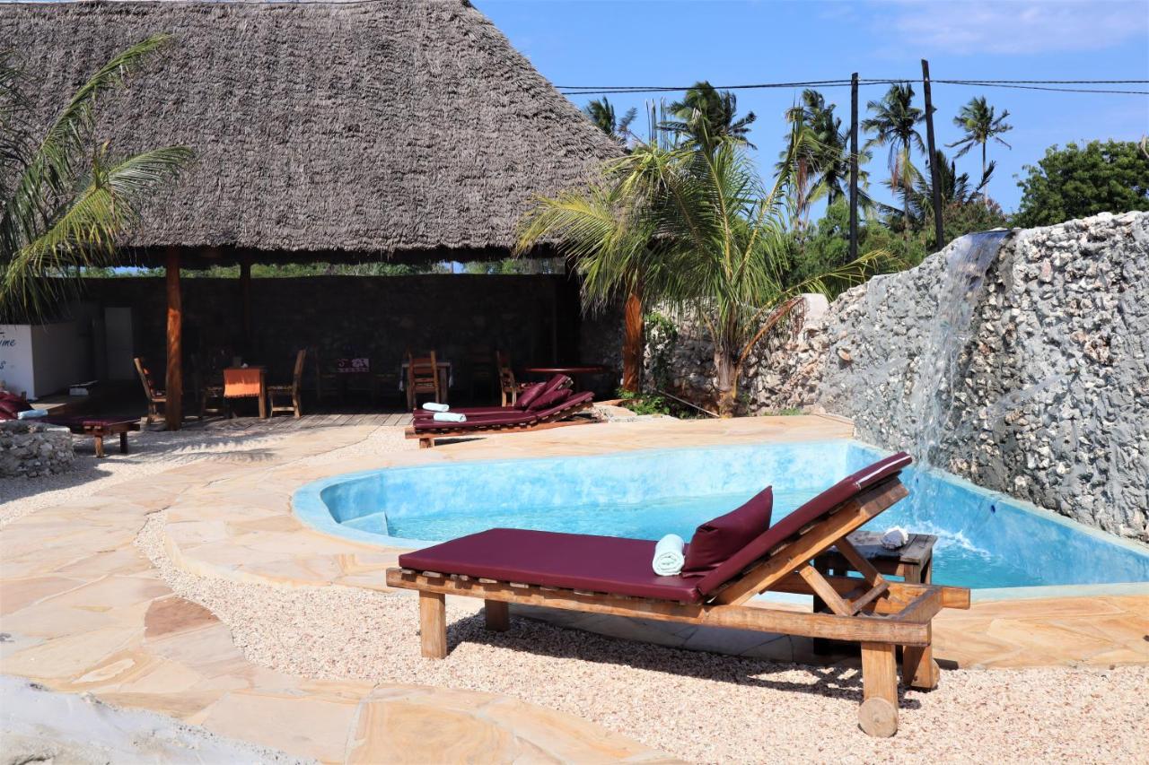 מאטמווה Holiday Time Bungalows Zanzibar מראה חיצוני תמונה
