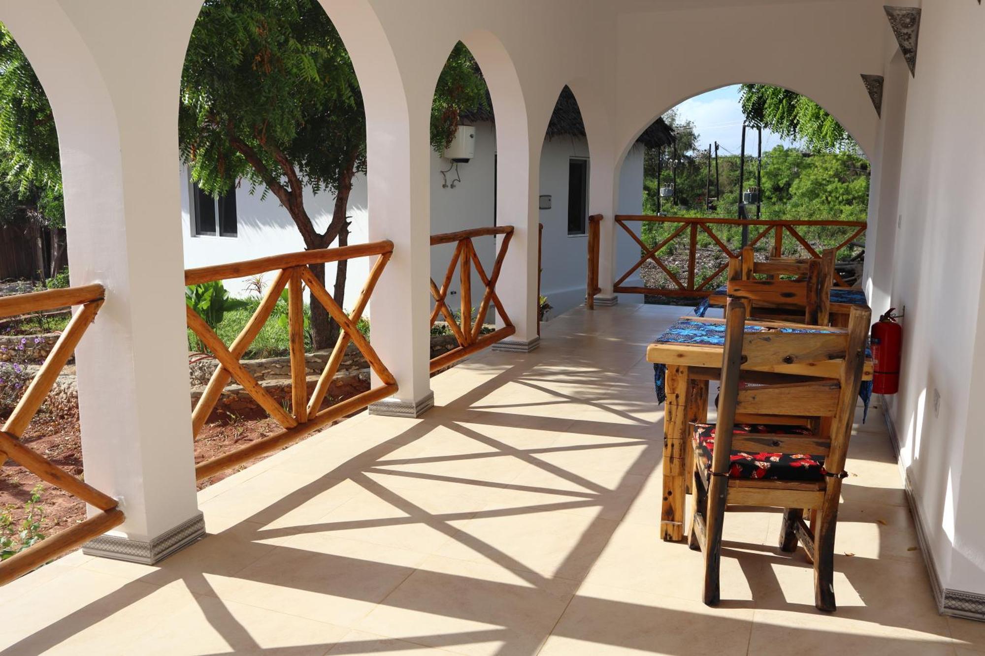 מאטמווה Holiday Time Bungalows Zanzibar מראה חיצוני תמונה