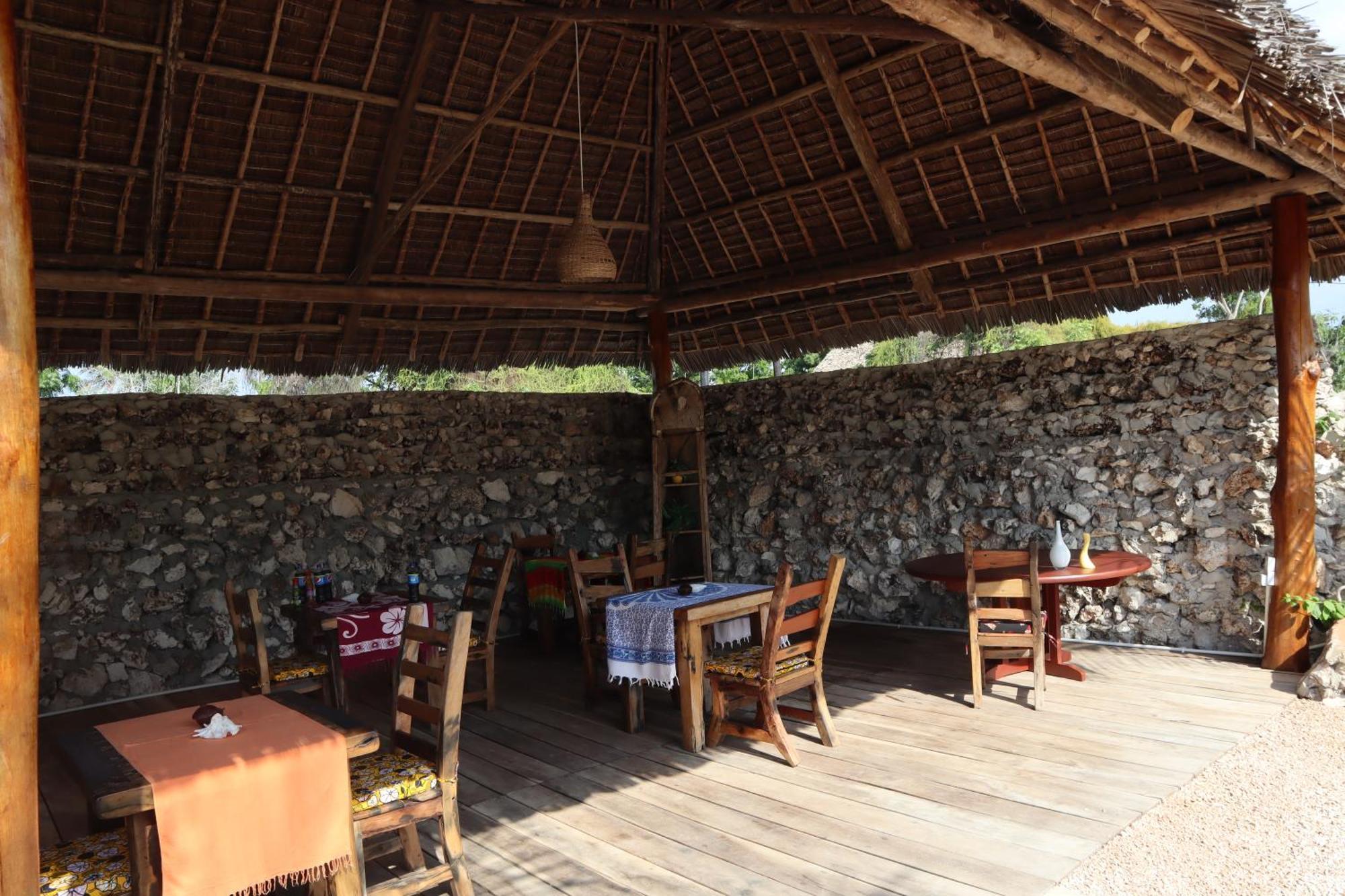 מאטמווה Holiday Time Bungalows Zanzibar מראה חיצוני תמונה